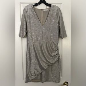 EUC Alice + Olivia Judy Mini Dress Gray Gold Size 14